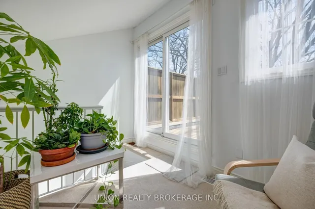 Additional image 24 of 2357 Queen St Unit 7