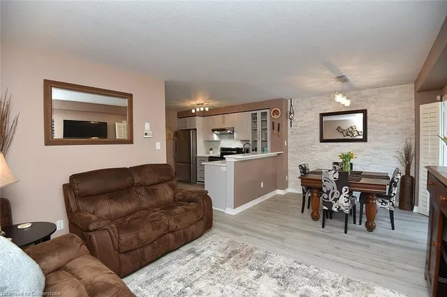 Additional image 9 of 10 Pumpkin Pass Unit 24