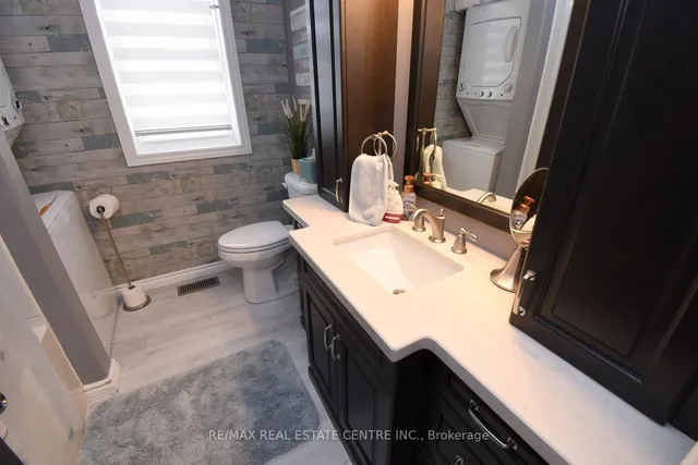 Additional image 23 of 26 Hatton Dr