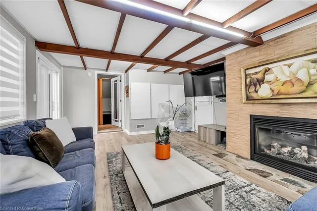 Additional image 21 of 5372 Spruce Ave