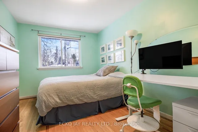 Additional image 14 of 8 Longwood Dr