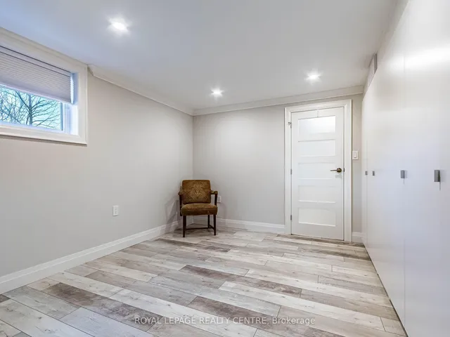 Additional image 25 of 179 Laurentian Dr