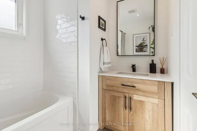 Additional image 26 of 106 Humber Blvd