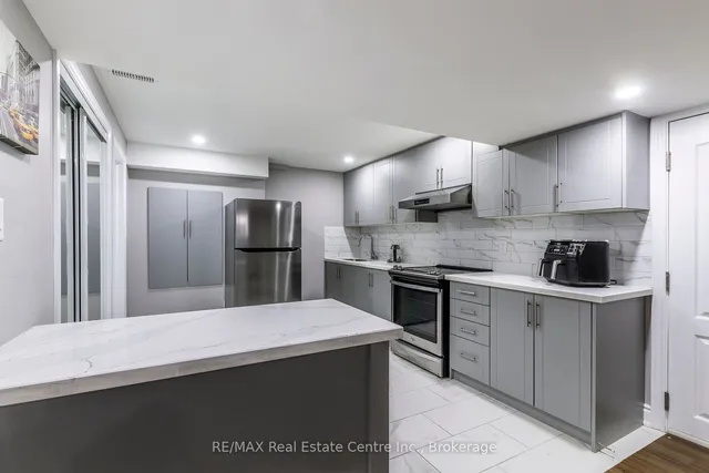 Additional image 31 of 616 Florencedale Cres