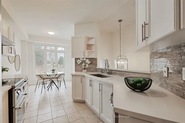 Additional image 10 of 176 Manitoba St Unit 7