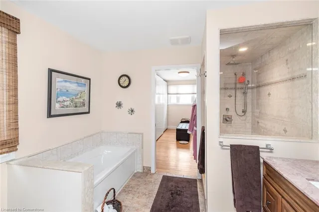 Additional image 30 of 42 Thornwood Dr