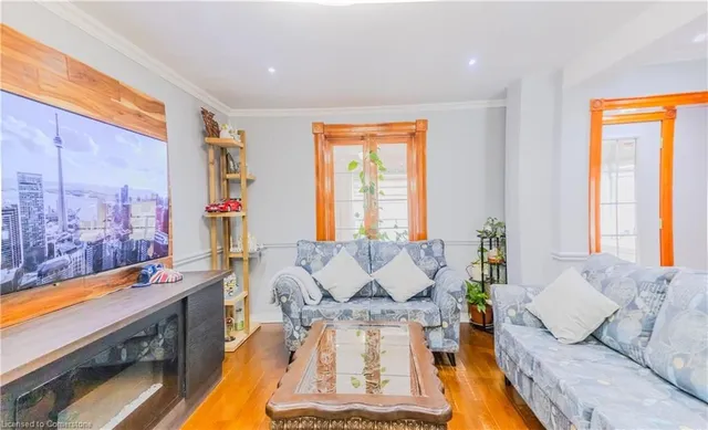 Additional image 41 of 24 Goldwin Ave