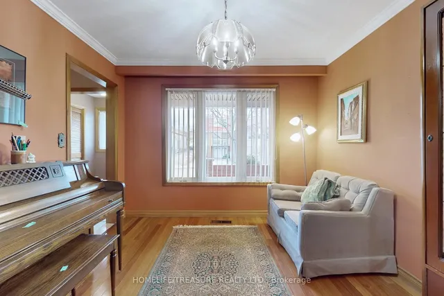 Additional image 6 of 44 Grandville Ave