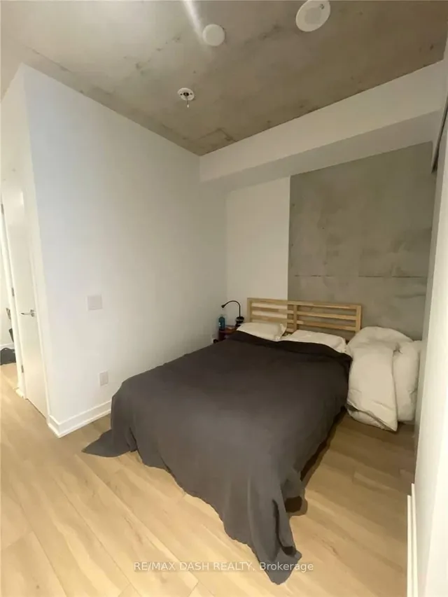 Additional image 4 of 458 Richmond St Unit 306