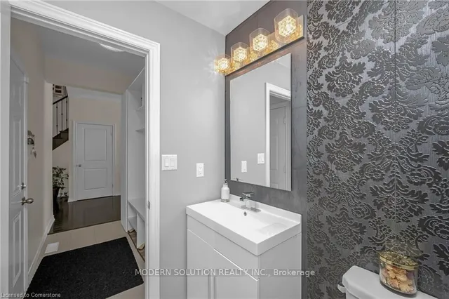 Additional image 7 of 142 IRWIN Ave