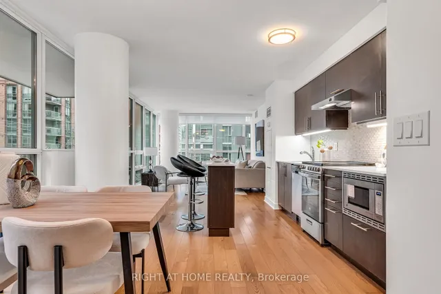 Additional image 6 of 320 Richmond St Unit 305