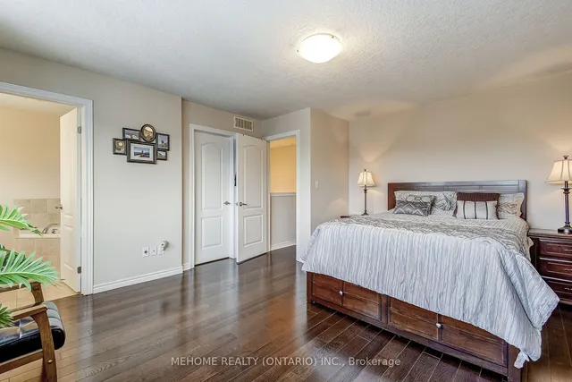 Additional image 27 of 63 Huck Cres