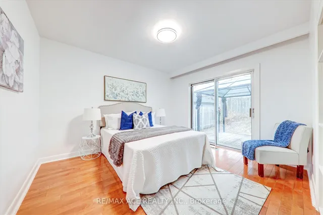 Additional image 21 of 20 Blakemanor Blvd