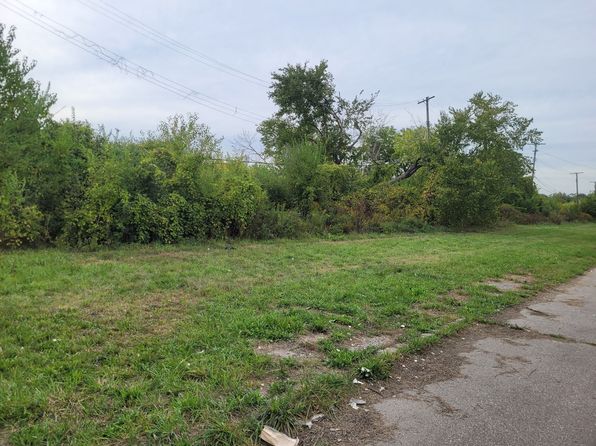 471 Jefferson Ct, Detroit, MI 48207