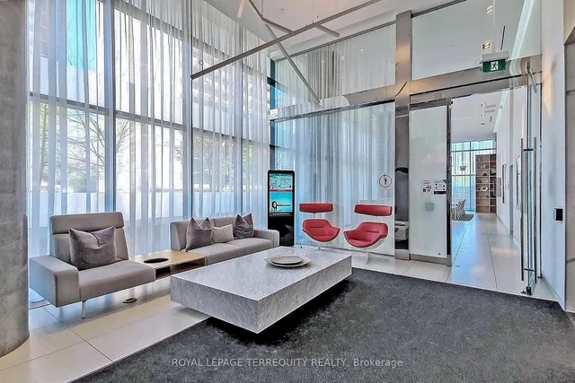 Additional image 3 of 185 Roehampton Ave Unit 1707