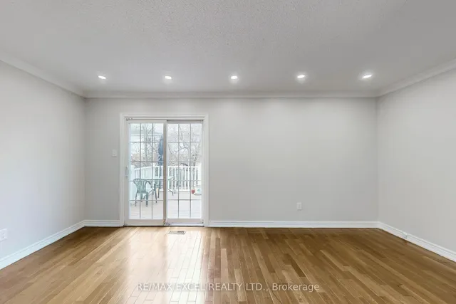 Additional image 4 of 52 Maresfield Dr