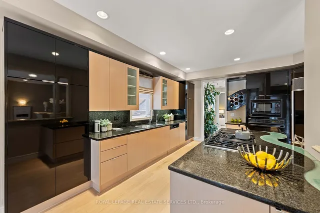 Additional image 27 of 477 Old Orchard Grve