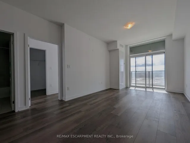 Additional image 6 of 450 Dundas St Unit 434