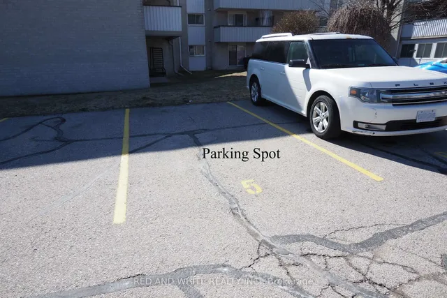 Additional image 26 of 71 Vanier Dr Unit 105