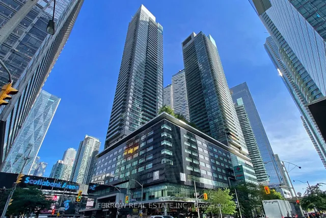 55 Bremner Blvd Unit 1306