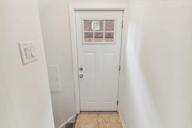 Additional image 30 of 106 Humber Blvd