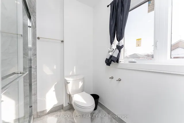 Additional image 24 of 102 Guestville Ave