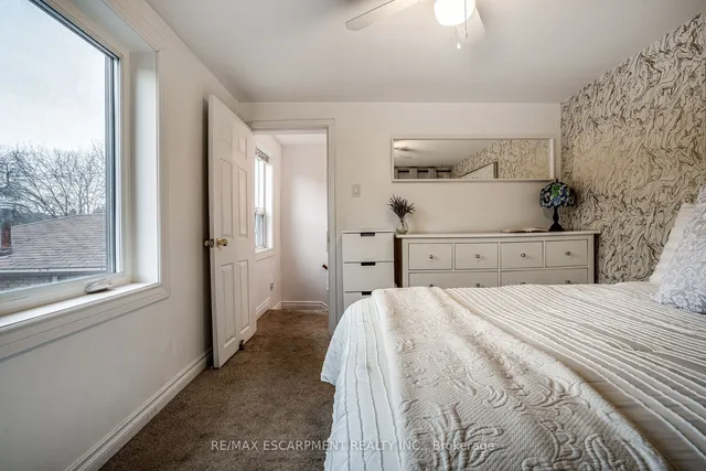 Additional image 34 of 21 Chatham St