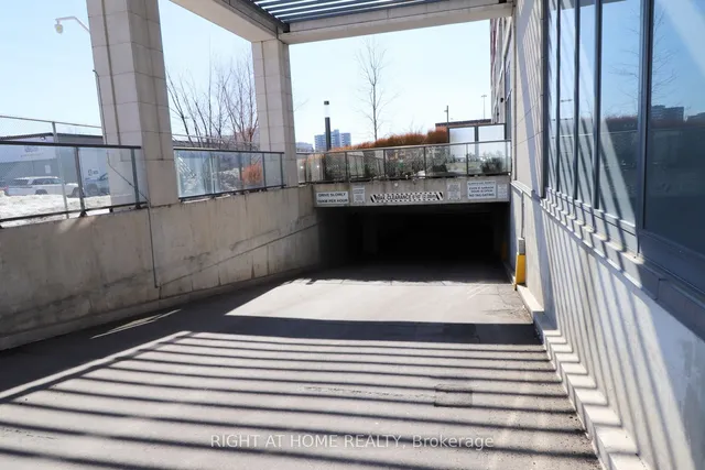 Additional image 39 of 31 Tippet Rd Unit 541