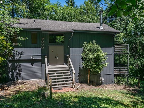 3202 SW Clemell Ave, Portland, OR 97239
