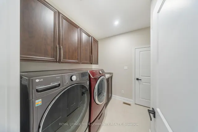 Additional image 15 of 15 Pika Tr