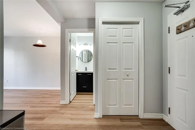 Additional image 24 of 28 Victoria Ave Unit 314