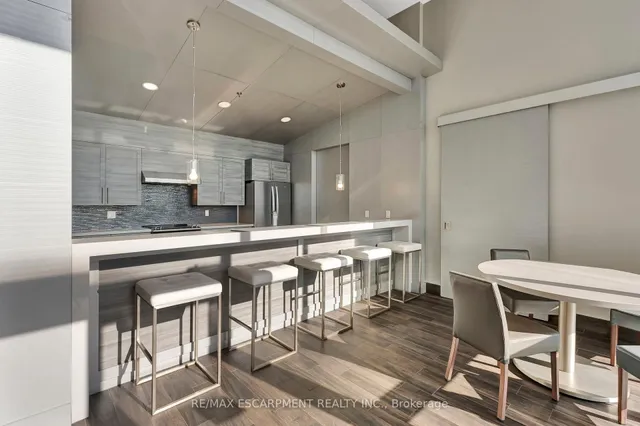 Additional image 19 of 2087 FAIRVIEW St Unit 1502