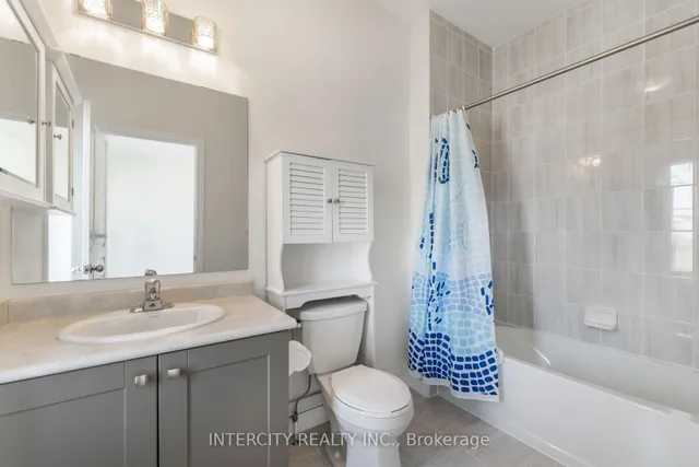 Additional image 27 of 28 Ezra Cres