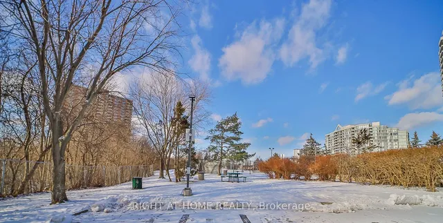 Additional image 35 of 5 Rowntree Rd Unit 404