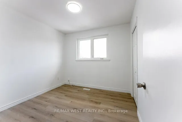 Additional image 14 of 61 Orchardcroft Cres