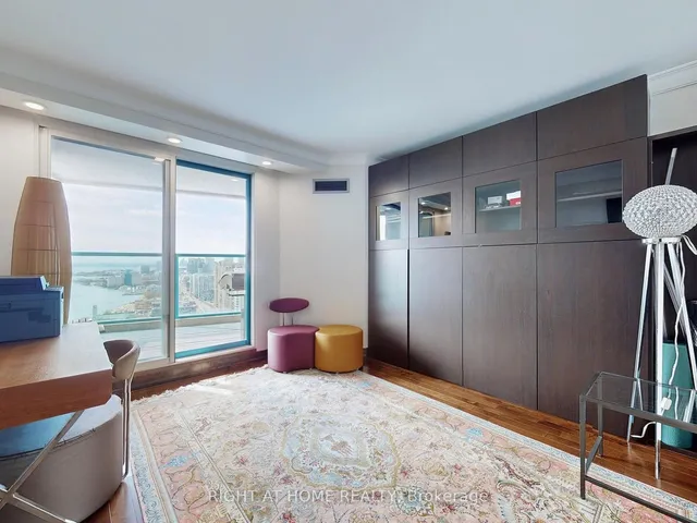 Additional image 26 of 77 Harbour Sq Unit 3408