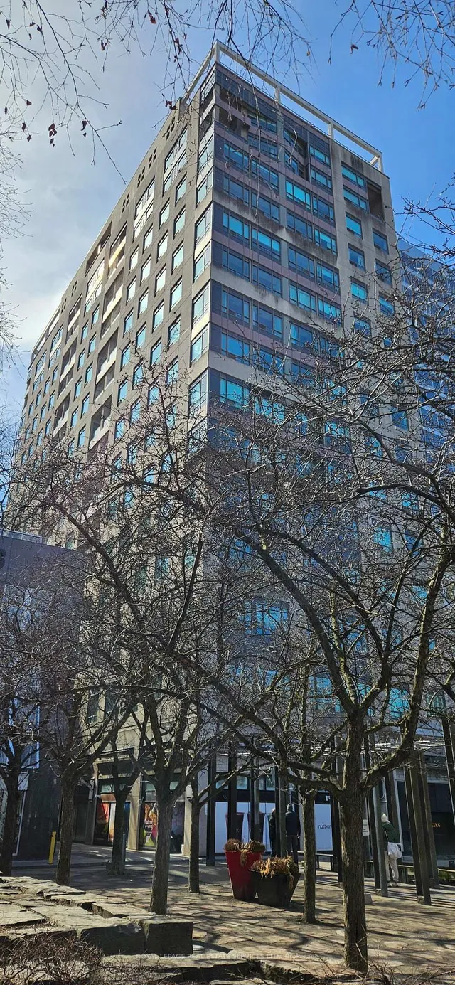 Additional image 25 of 102 Bloor St Unit 306