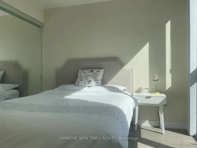 Additional image 7 of 99 John St Unit 2302