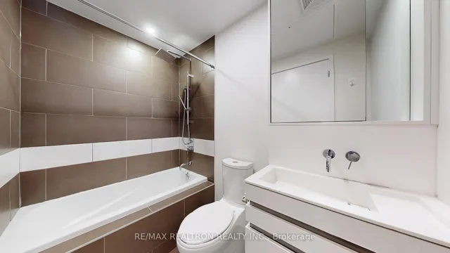 Additional image 24 of 197 Yonge St Unit 5905