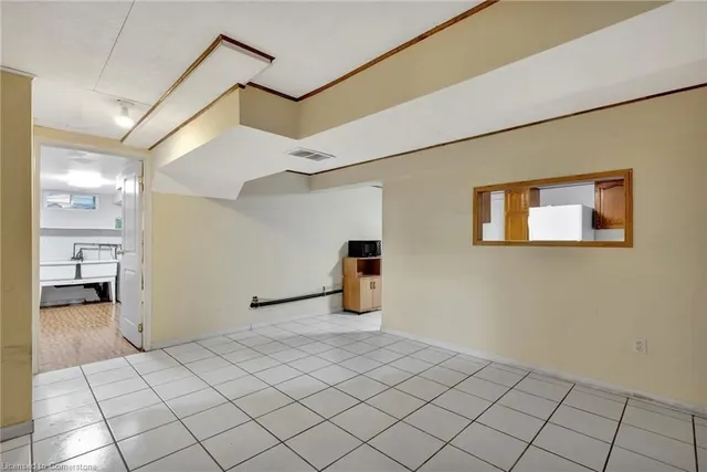 Additional image 22 of 19 Janet Crt