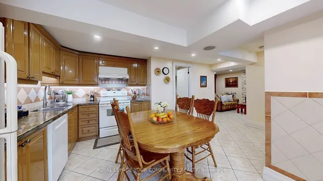 Additional image 26 of 75 Brewster Cres