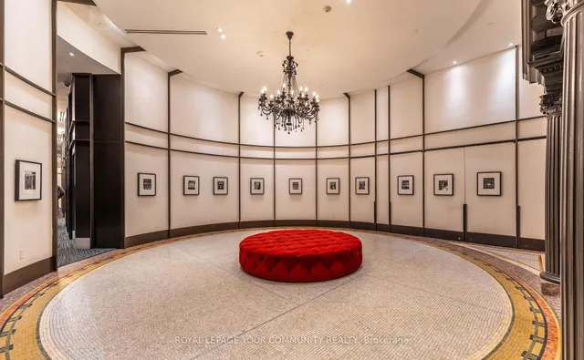 Additional image 4 of 197 Yonge St Unit 2610