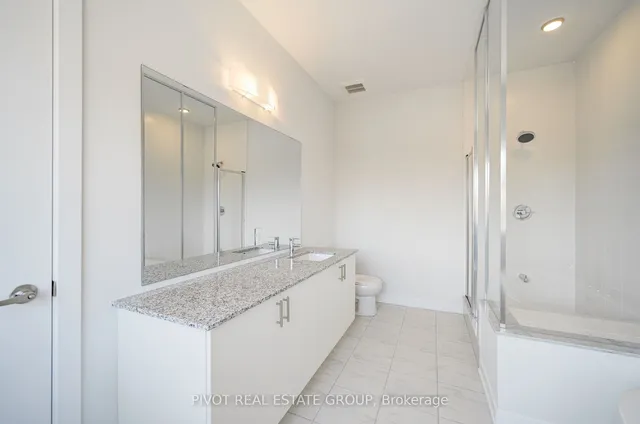 Additional image 23 of 27 Danielle Moore Circ