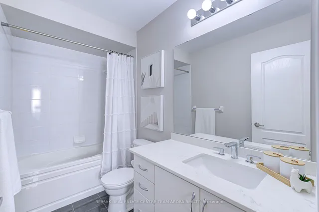 Additional image 23 of 37 Coastline Dr