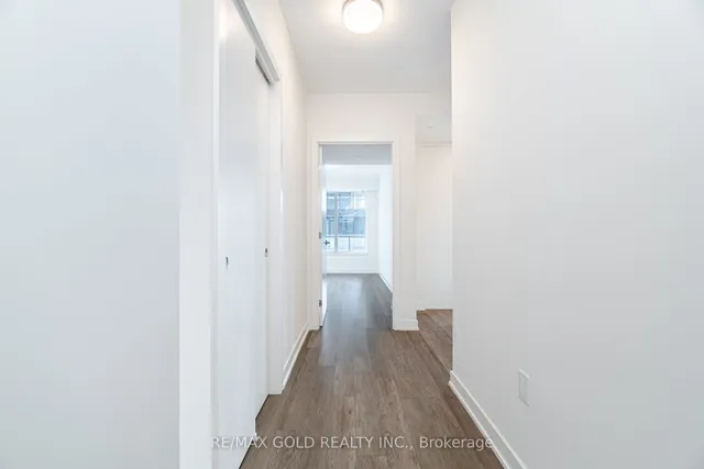 Additional image 7 of 212 King William St Unit 915