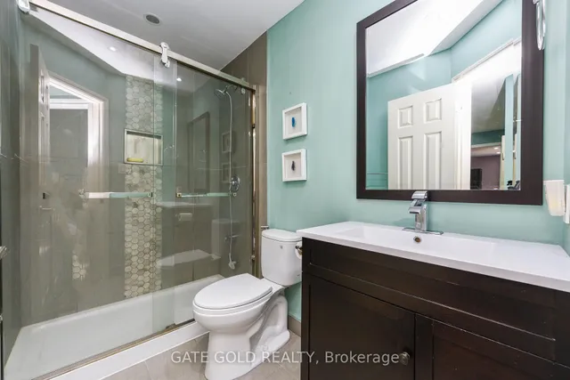 Additional image 20 of 23 HARTFORD Tr