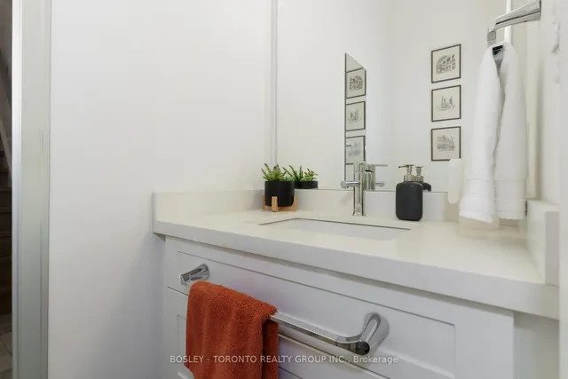 Additional image 28 of 160 Baldwin St Unit 420