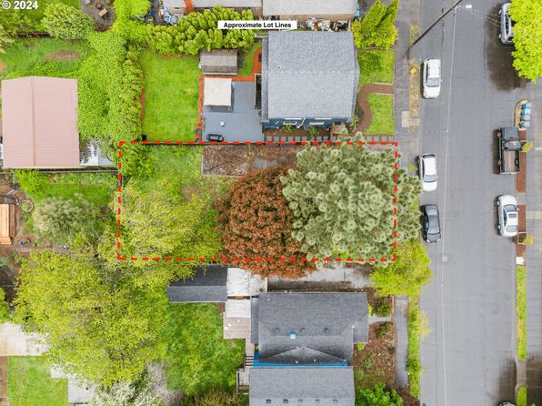 8085 SE Yamhill St, Portland, OR 97215