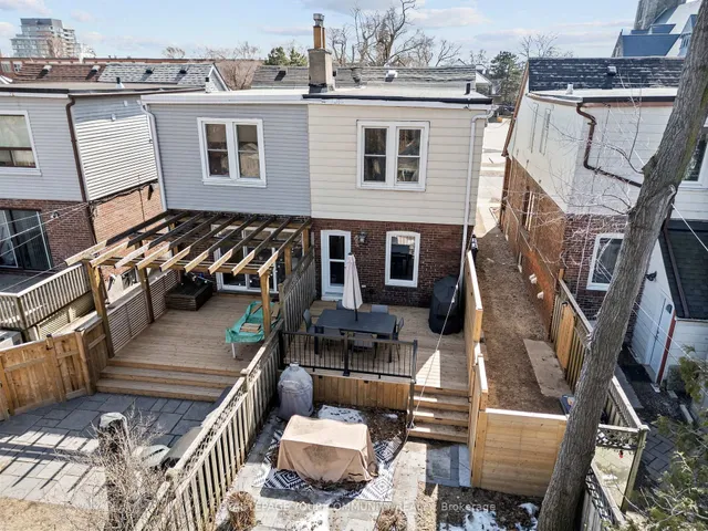 Additional image 43 of 536 Glebeholme Blvd