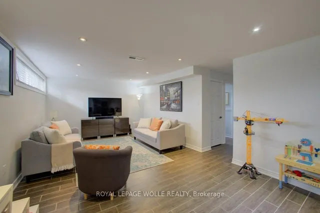 Additional image 25 of 22 Brougham Cres